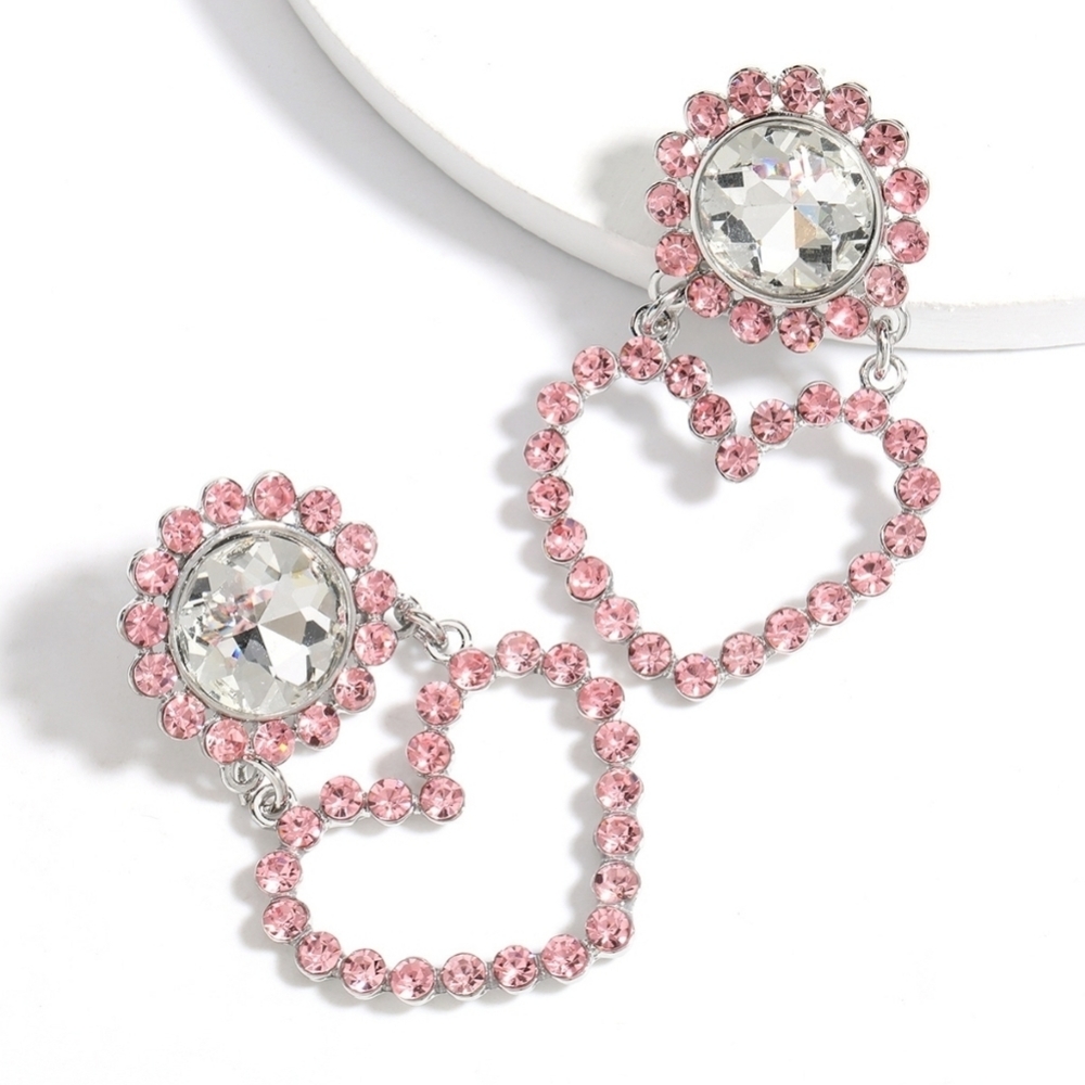 Heart earrings 💖